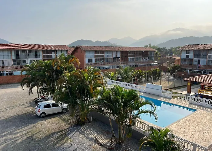 Apartamento a 200 metros da Praia do Sapê em Ubatuba