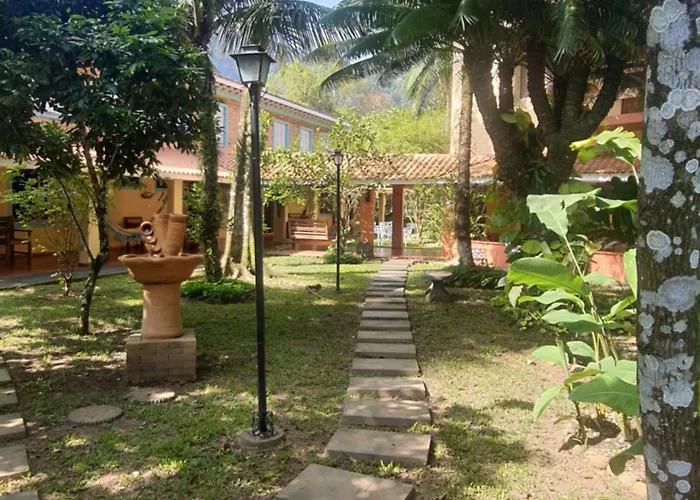 Suítes Quintal de Lázaro 2 Ubatuba