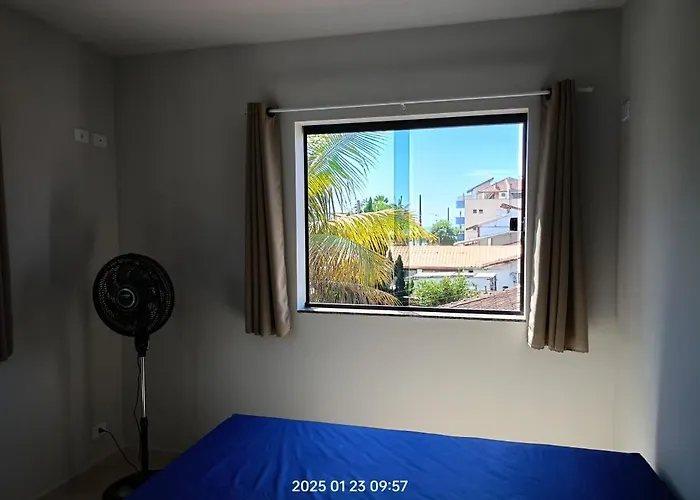 Apartamento Pe Na Areia, Praia Ubatuba, 2Quartos, Inteiro , Wi-Fi ,Garagem